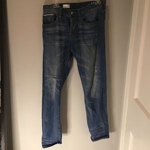 Gap 1969 Boyfriend Jean